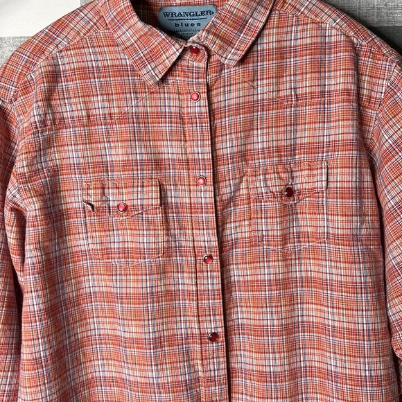 VTG Wrangler Long Sleeve Button Up - Picture 2 of 5